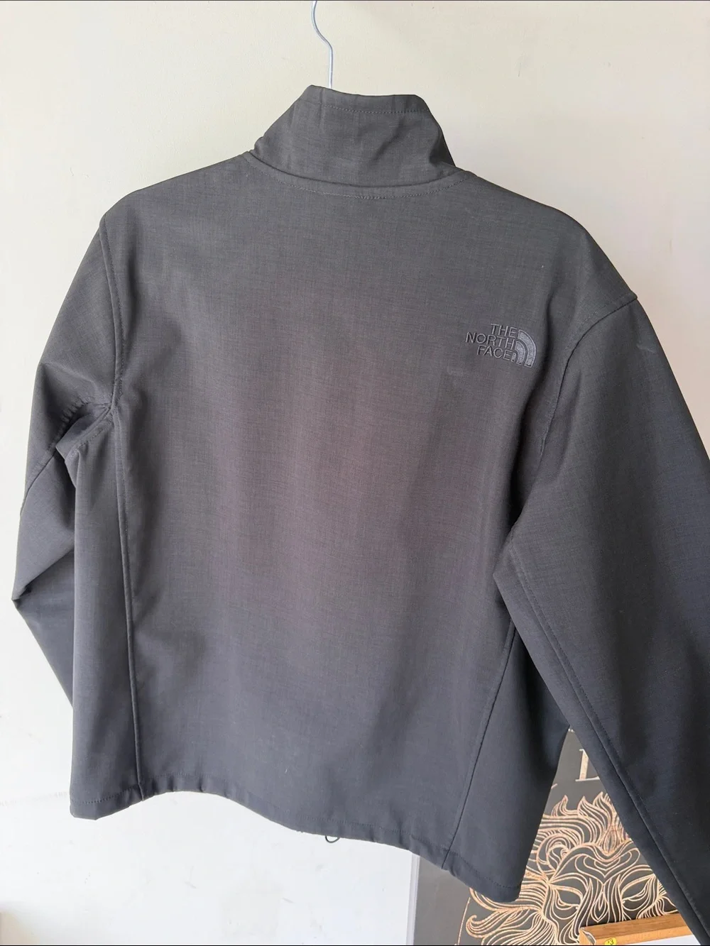 The North Face Men's Dark Gray Lightweight Softshell Jacket